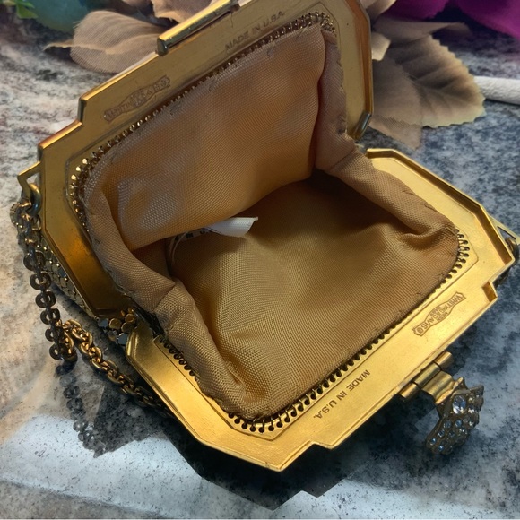 Cute little vintage whiting&Davis gold-tone purse. Made in USA - Picture 7 of 8